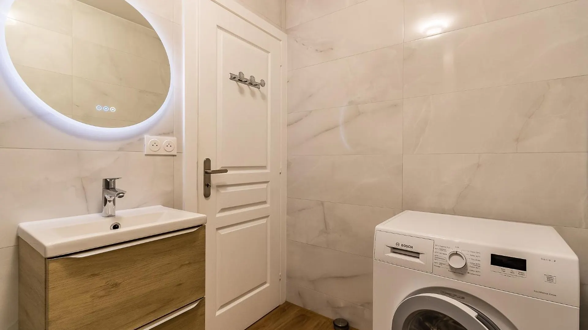 Apartamento T2 Tete D'Or Confort + Parking Gratuit Villeurbanne França